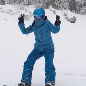 Meet your Posher, Lily